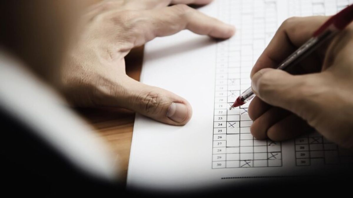 home monitors nyt crossword